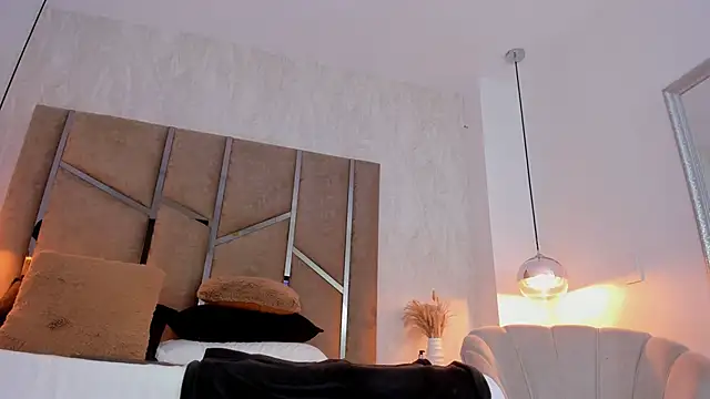 Martinaa_Jones_'s cam snapshot