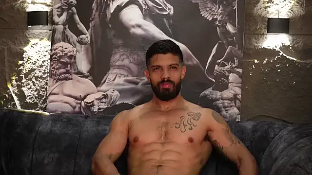 DannSaenz live sex cam