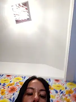 Maddythemilf's cam snapshot