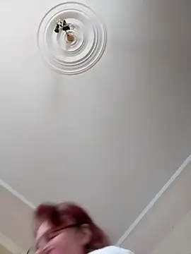 SquirrelFine's cam snapshot