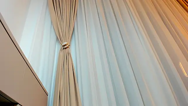 Saradiamond1's cam snapshot