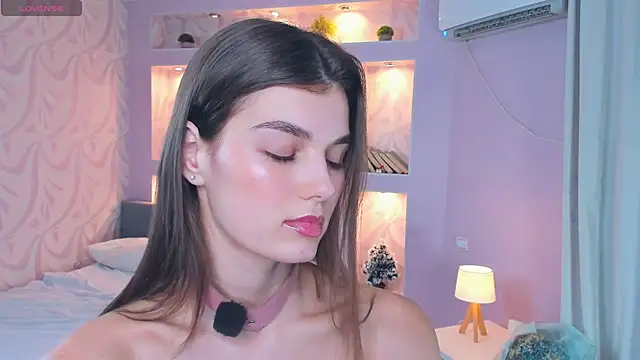 FloraDobb's cam snapshot