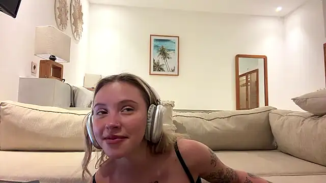 MartinaDeoliveira's cam snapshot