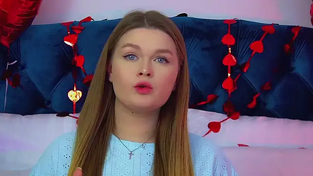 CrystalLyons live sex cam