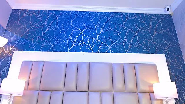 KiaraEverly's cam snapshot