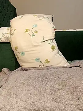 chalie_roy's cam snapshot