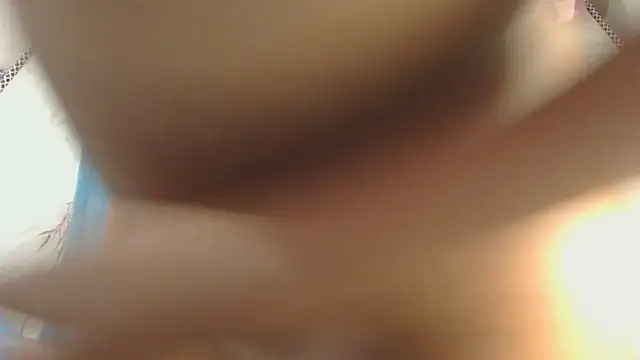 Dark-dindy18's cam snapshot