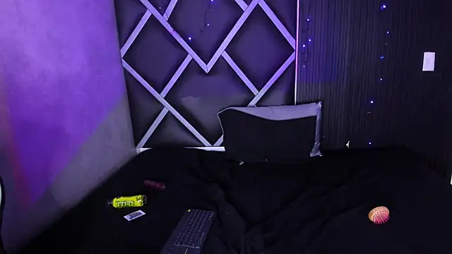 Philipp-Jones live sex cam