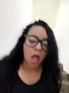 CAMILA--04's cam snapshot