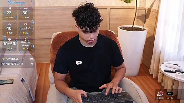 Ethan_occonor live sex cam