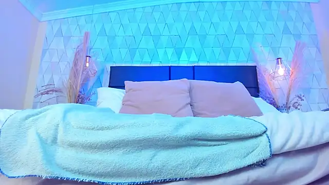 Boss_Domiinator live sex cam