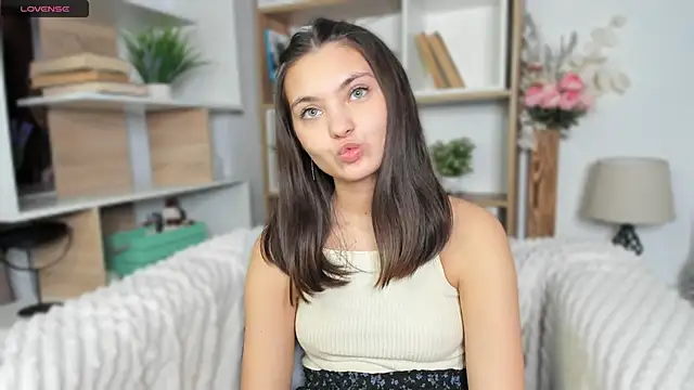 FunnyyMonkeyy live sex cam