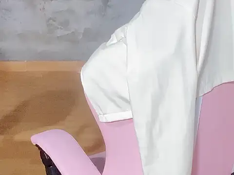 TranOanh999's cam snapshot