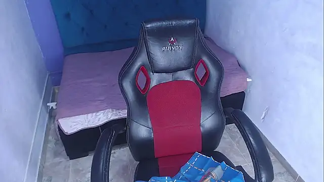 asimona_paezcm's cam snapshot