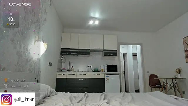 July_Terner live sex cam