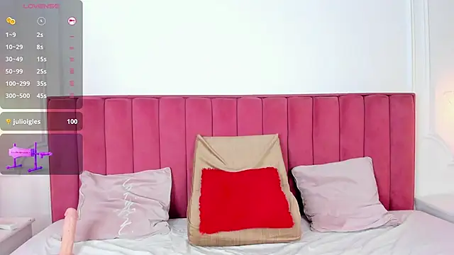 KimberlyCutee live sex cam