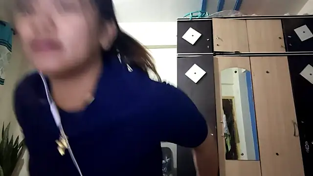 AntoninaDamewood live sex cam