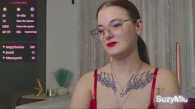 SuzyMiu's cam snapshot