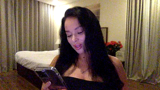 Fayronna's cam snapshot