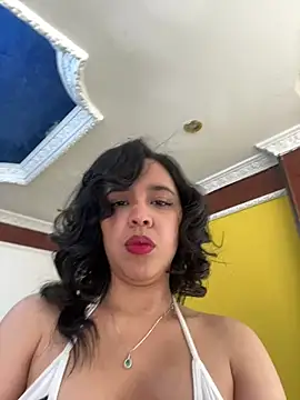 Esmerald_1111's cam snapshot