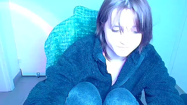 Alice_Wonderme's cam snapshot