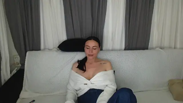 CloveLove's cam snapshot