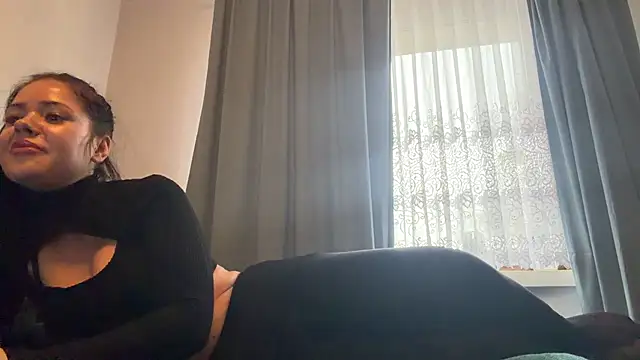 NicoleSensual's cam snapshot