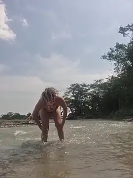 Nina_vallon's cam snapshot