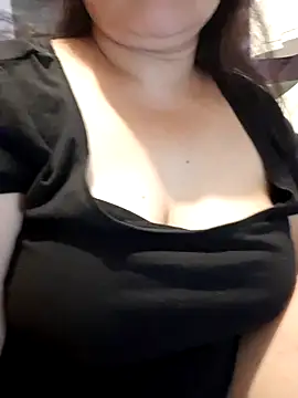 Yummykimkhae88's cam snapshot