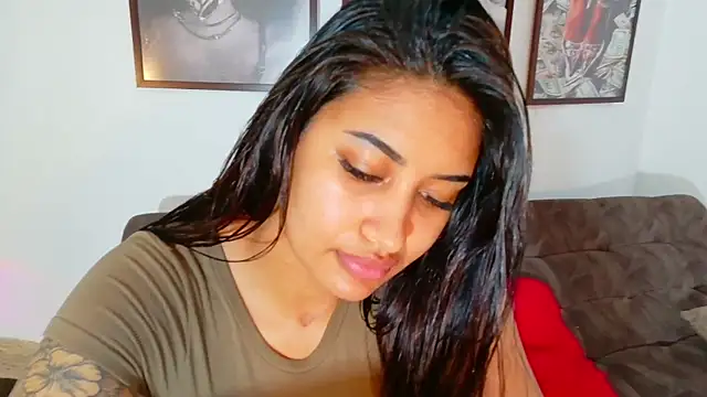 loretahorny's cam snapshot