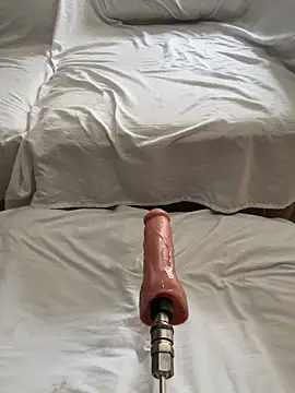 Cynddy's cam snapshot