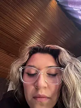 Isabella_Varella live sex cam