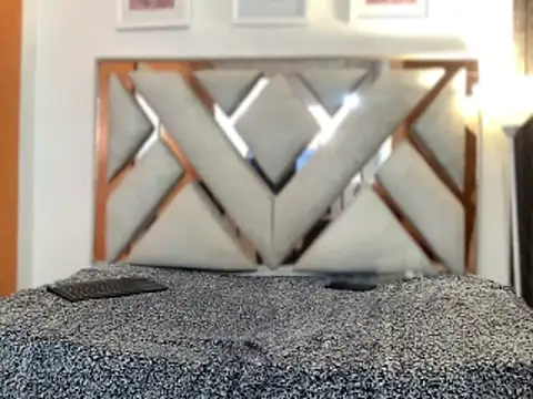 Antonella_And_Thiago's cam snapshot