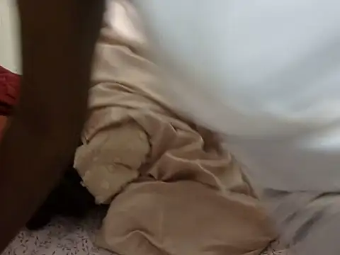 PinkingTopsoil's cam snapshot