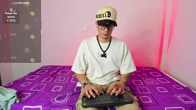 Vlad__night's cam snapshot