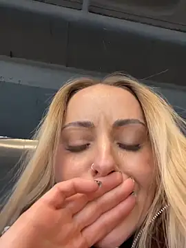 EmaSalis live sex cam