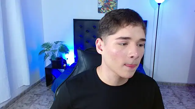 Mattass18's cam snapshot