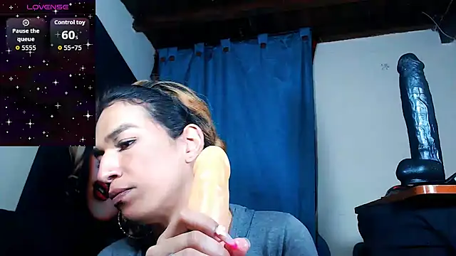 licy_blonde_hot live sex cam