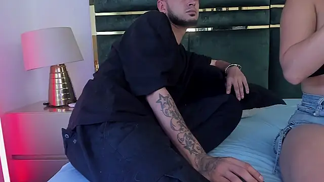 GaelyCoral live sex cam