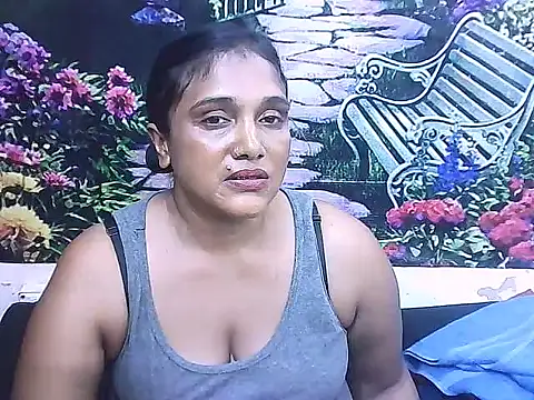 IndianSexyLady20's cam snapshot