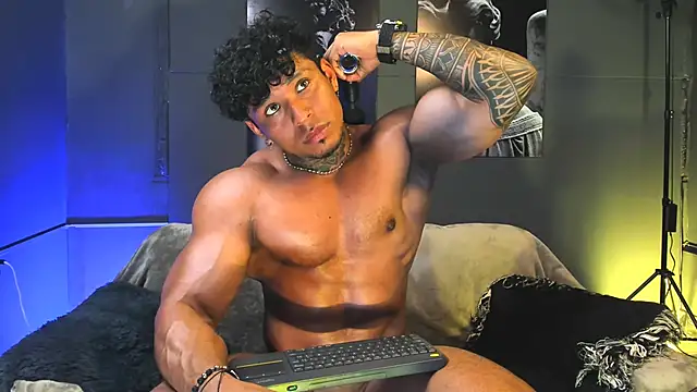 bradley_smith live sex cam