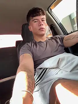 Logan_smith1 live sex cam