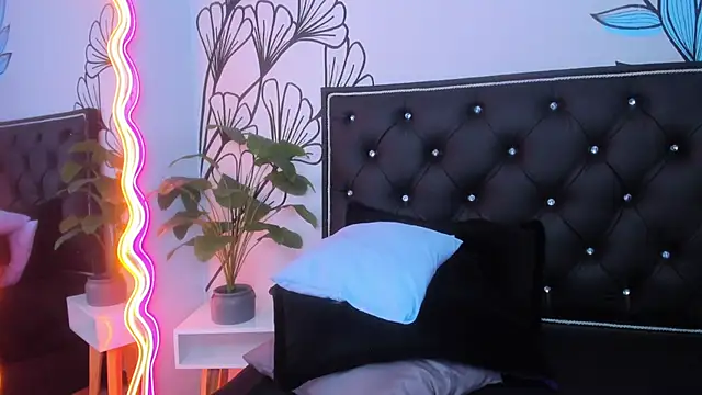 Sweet_Ariadna_ live sex cam