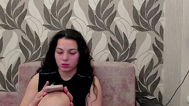 Dianasi live sex cam