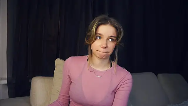 EarthaStinett's cam snapshot