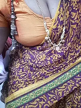 Tamil_Ammani's cam snapshot