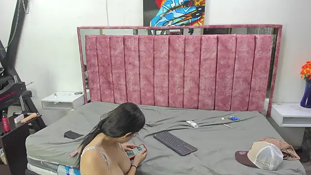 lucy_78_sweet live sex cam