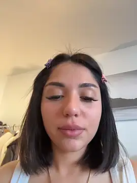 SilkyMira's cam snapshot