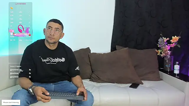 morganandmegan01 live sex cam