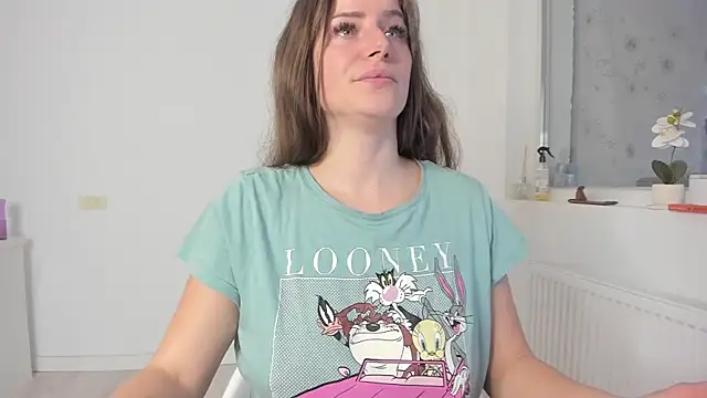 DiamondKay's cam snapshot